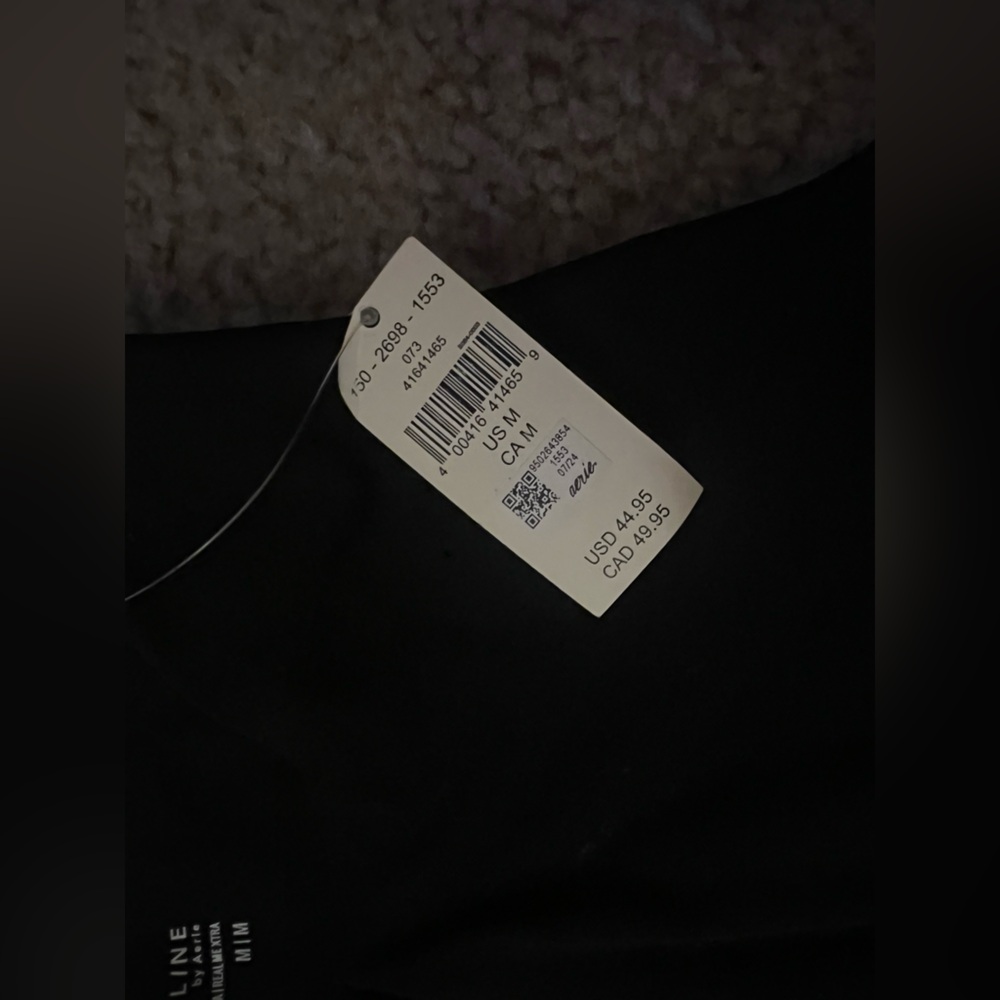 NWT Offline by aerie high neck zip front sports bra. MEDIUM - Picture 3 of 4